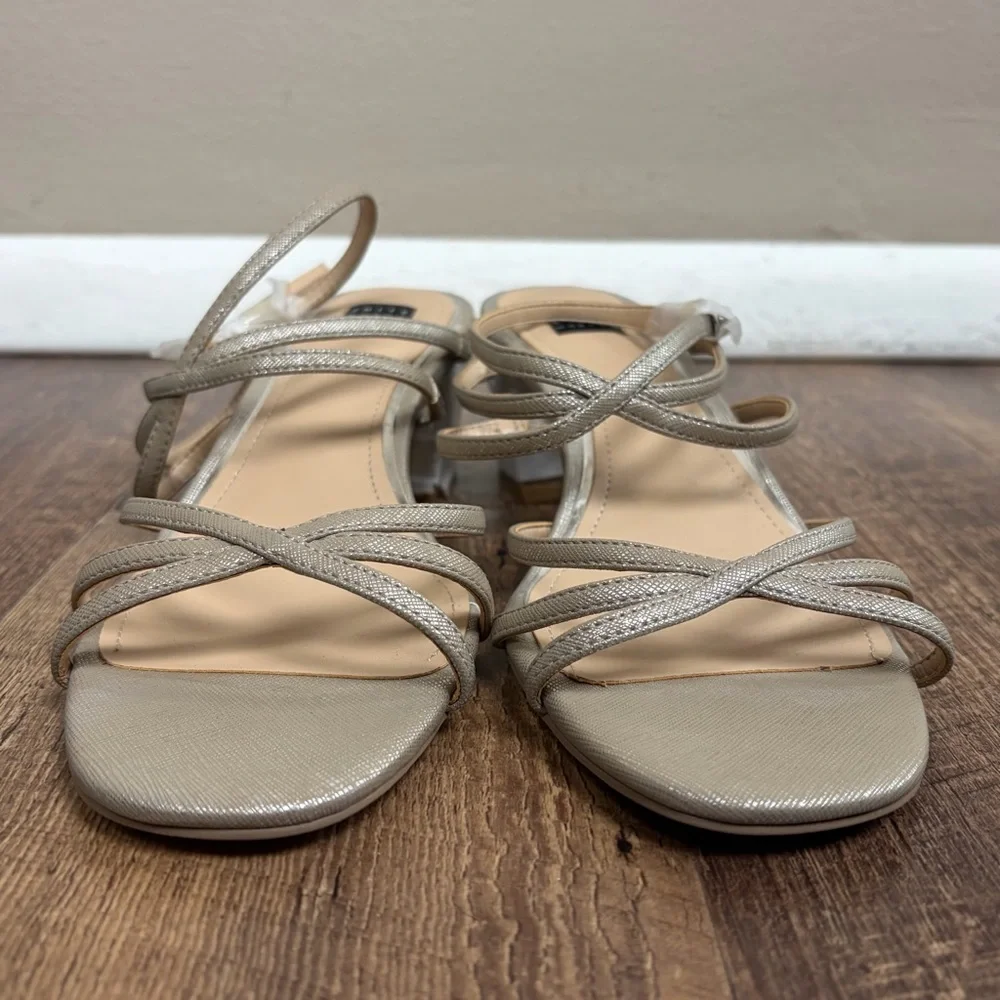 White House Black Market Tillie Silver Strappy Block Heel Sandal NWOB Size 8M - Picture 4 of 13